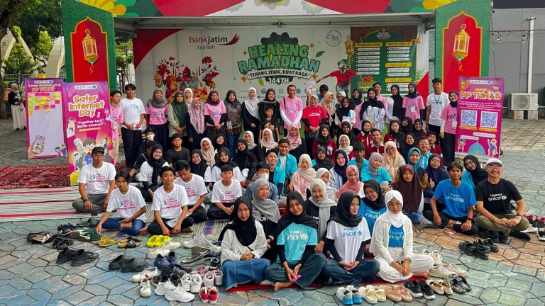 Safer Internet Day, DP3AK Jatim dan Plato Foundation Diseminasi Komik PP Tunas