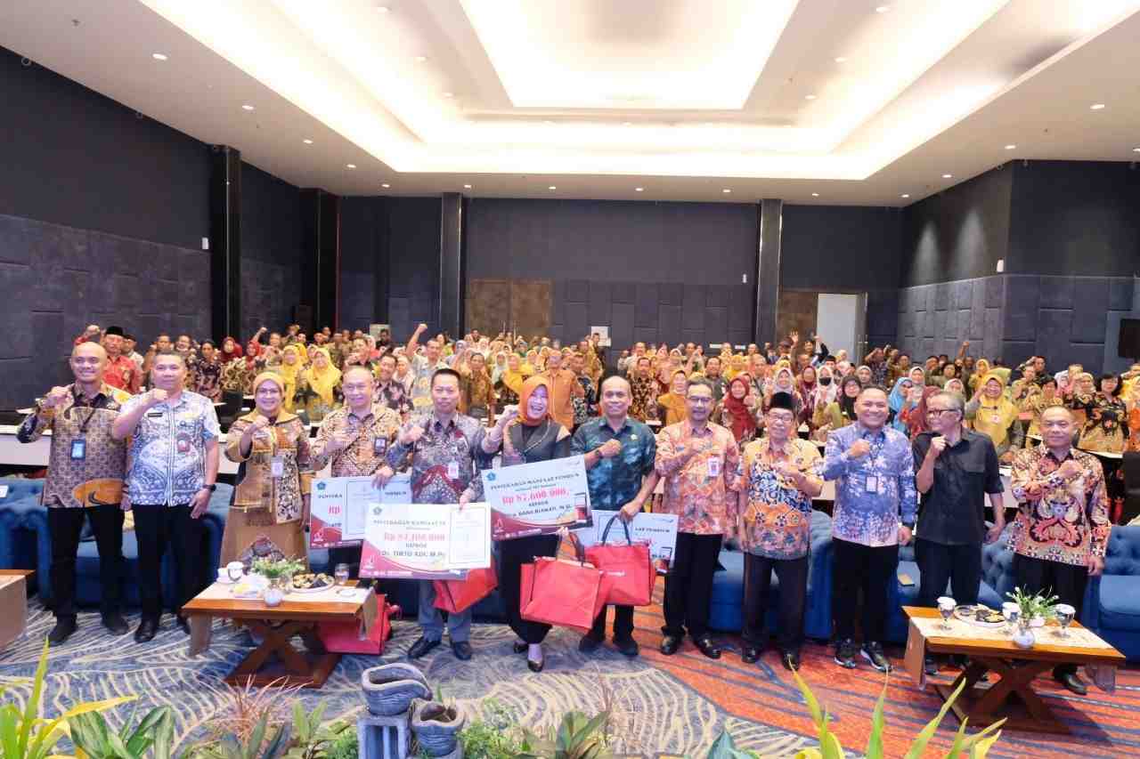 141 PNS Purna Tugas, Pemkab Sidoarjo Lepas dengan Penghargaan