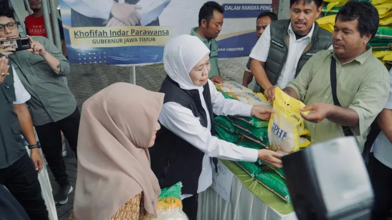 Harga Pangan Lebih Murah, Warga Serbu Pasar Murah ke-59 di Sidoarjo