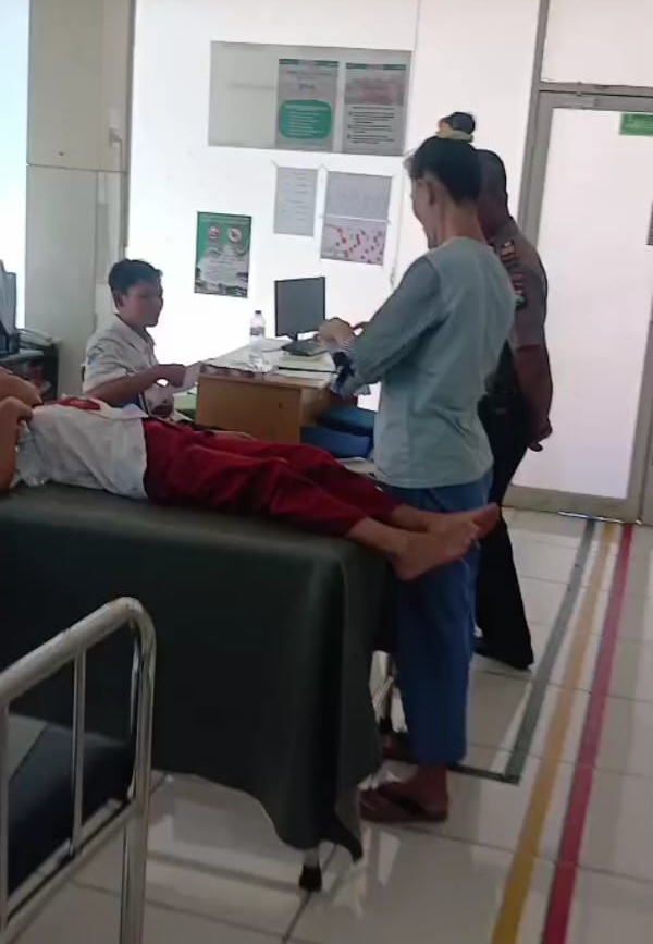 Ratusan Siswa Tembok Dukuh Diduga Keracunan MBG, SPPG Tarik Seluruh Makanan